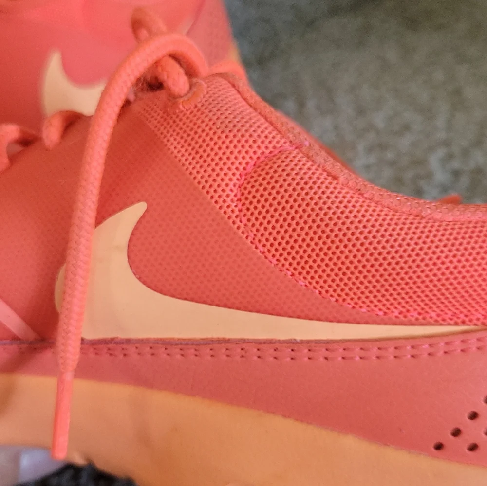 Nike Air Max Thea Orange Mid Casual Running Comfort Shoes Size 7